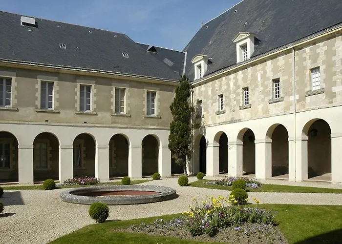 Maison De Pecheur Avec Cour Privative, 300m De La Plage, Pres Des Commerces Et Du Marche - Fr-1-92-663 *